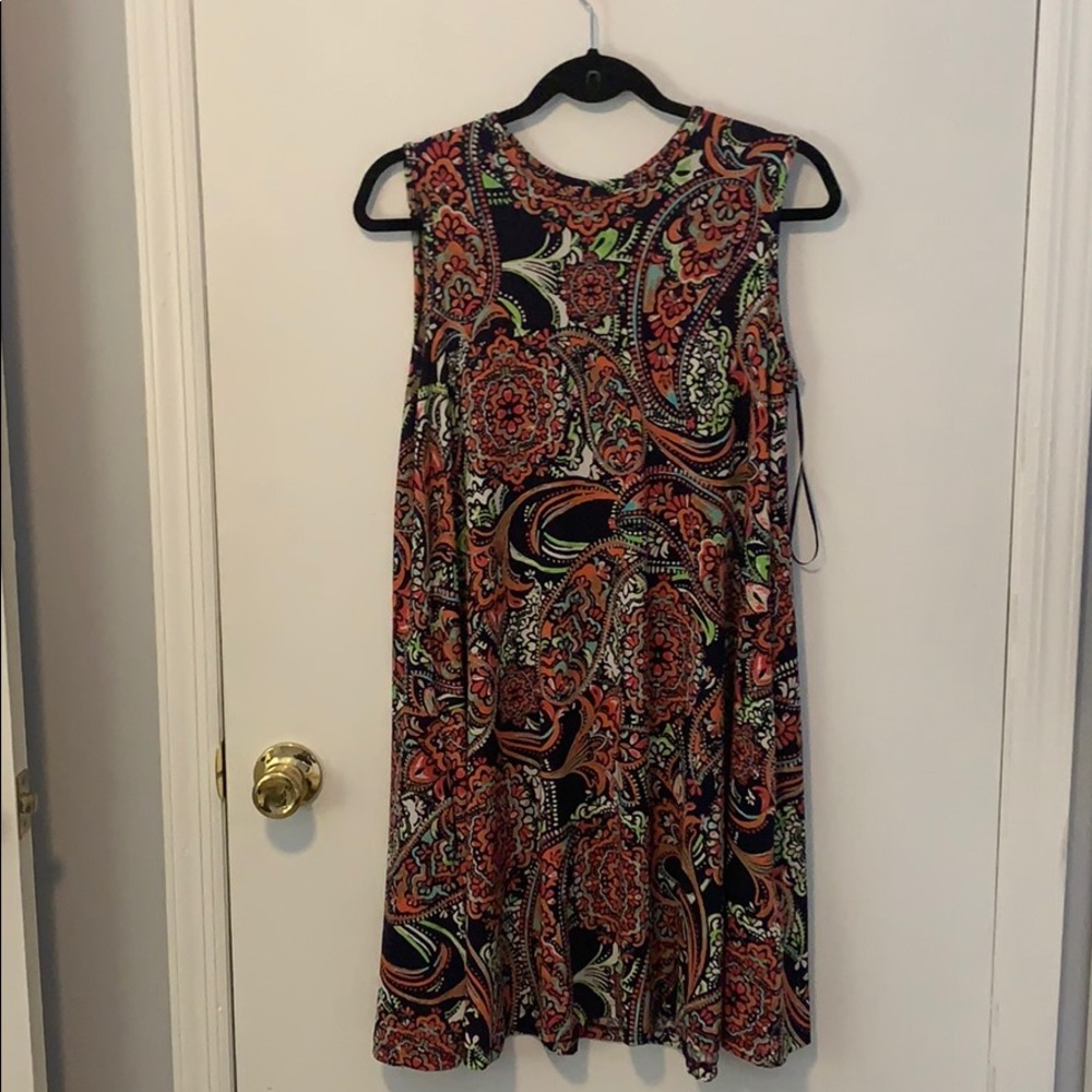 Paisley sheath dress NWT